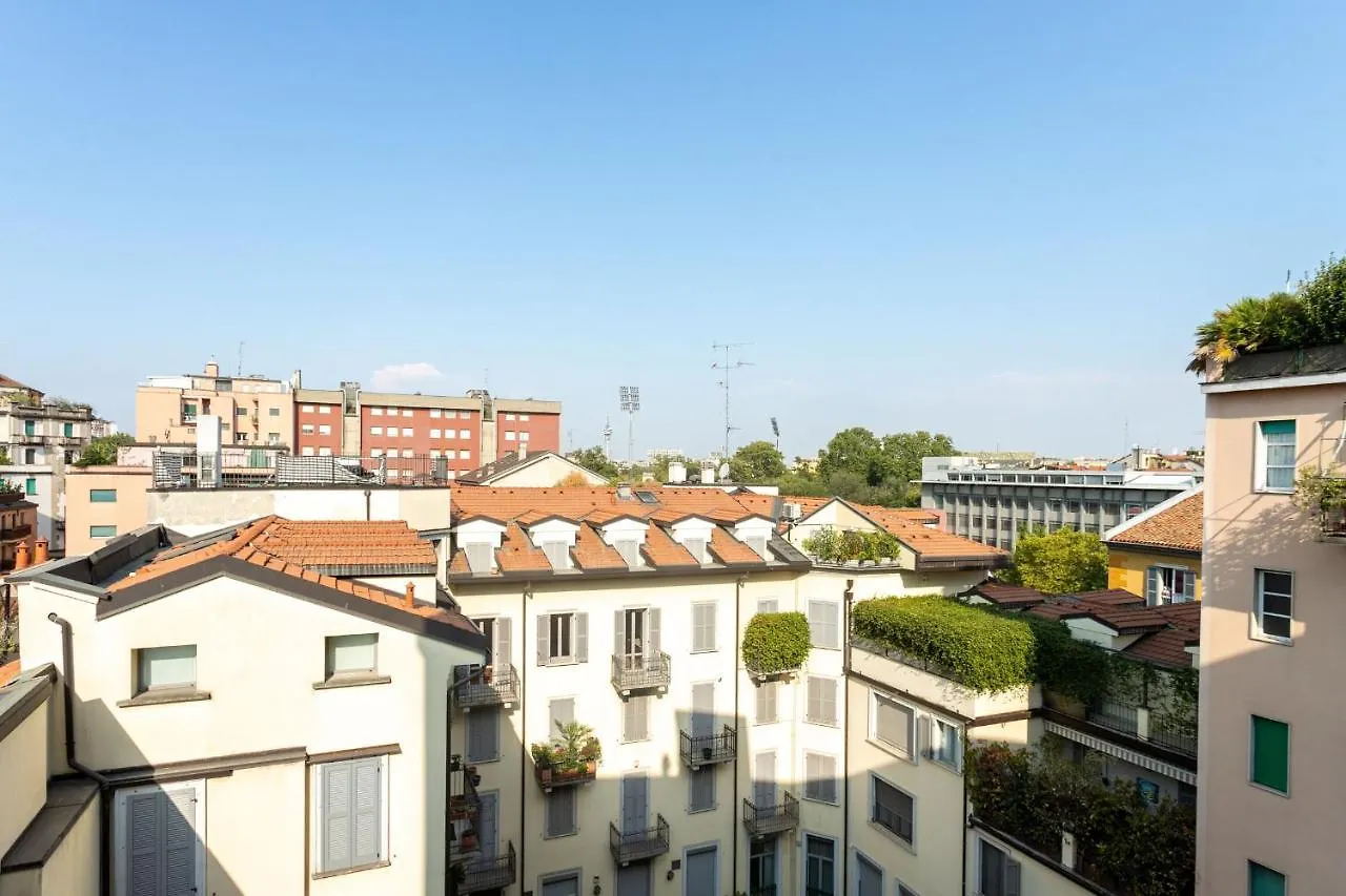 Garibaldi Two Bedrooms By Halldis Milano Daire